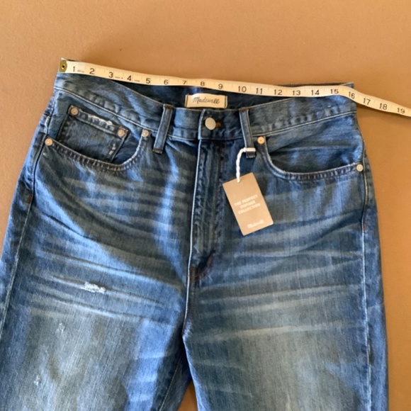 Madewell Rigid high waist slightly distressed jeans - Picture 7 of 16